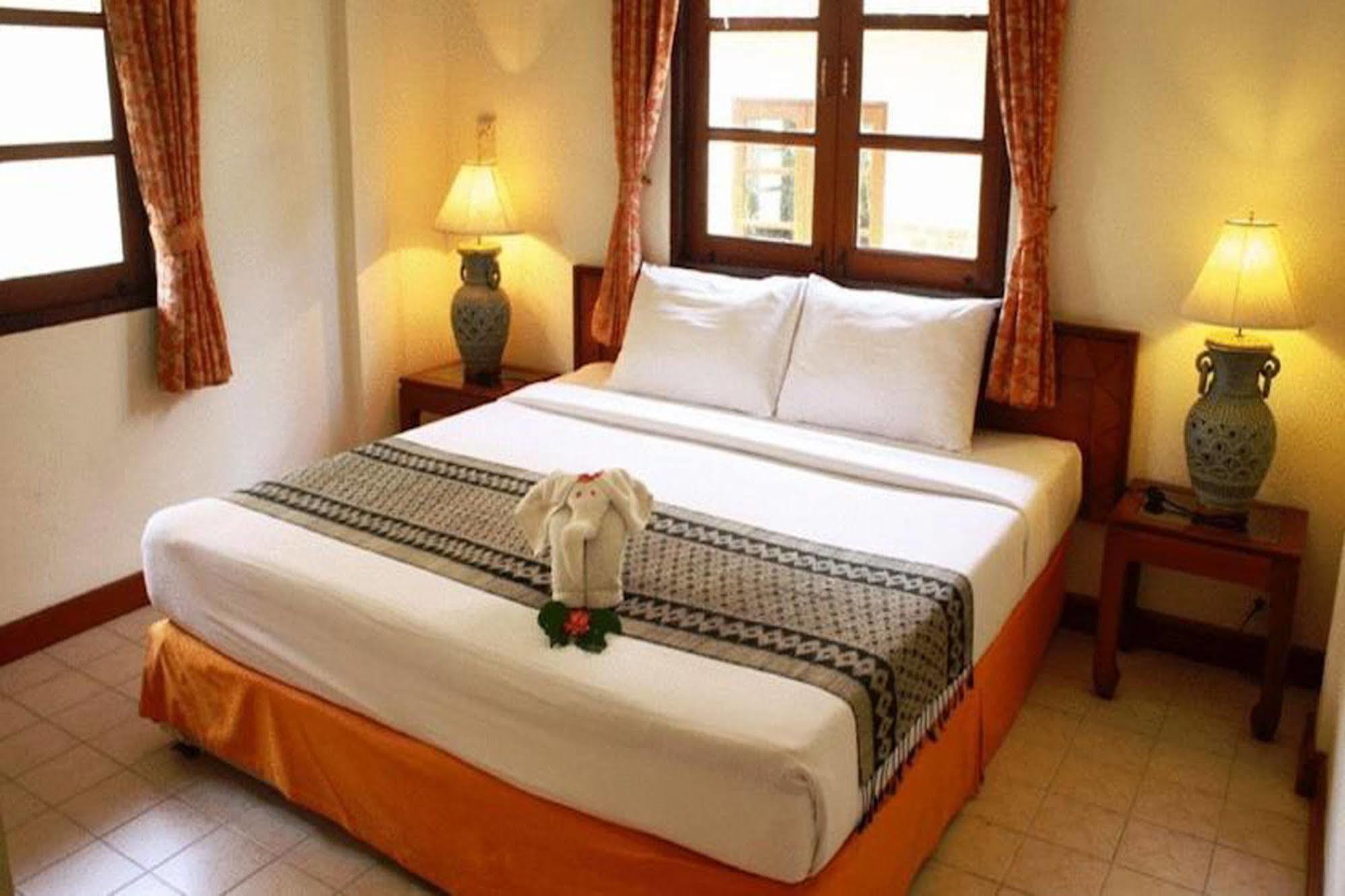 Thai Ayodhya Villa And Spa Lamai Beach  Exterior photo