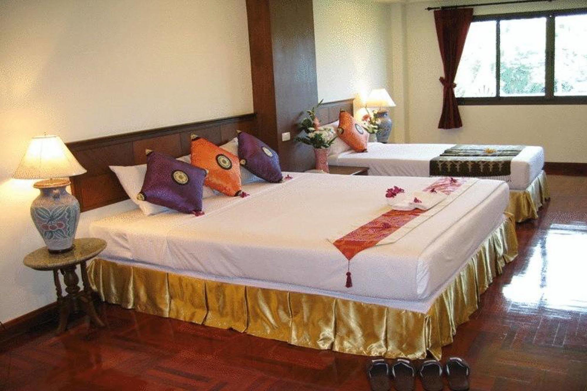 Thai Ayodhya Villa And Spa Lamai Beach  Room photo